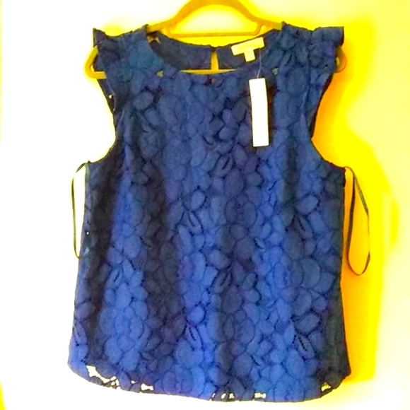 Tops - NWT Monteau gorgeous TOP,  L